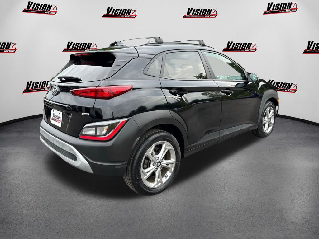 2023 Hyundai Kona SEL photo 4