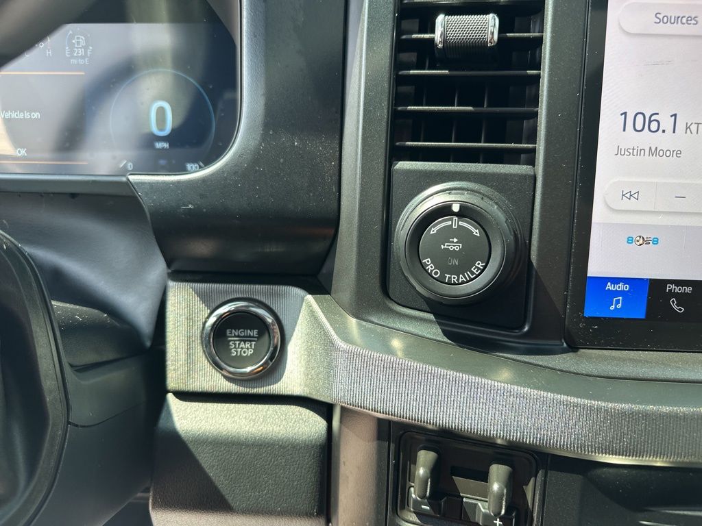 2024 Ford F-350 Platinum photo 30