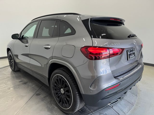 2025 Mercedes Benz GLA 250 photo 7