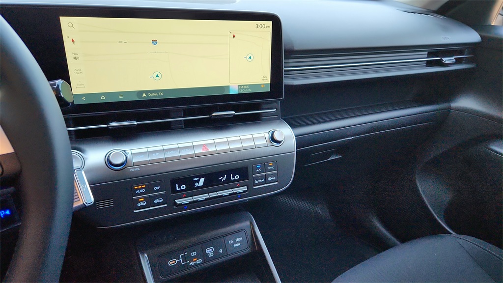 2026 Hyundai Kona SEL photo 36