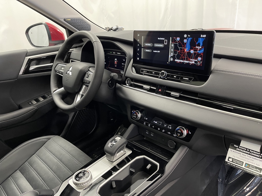 2025 Mitsubishi Outlander SE photo 27