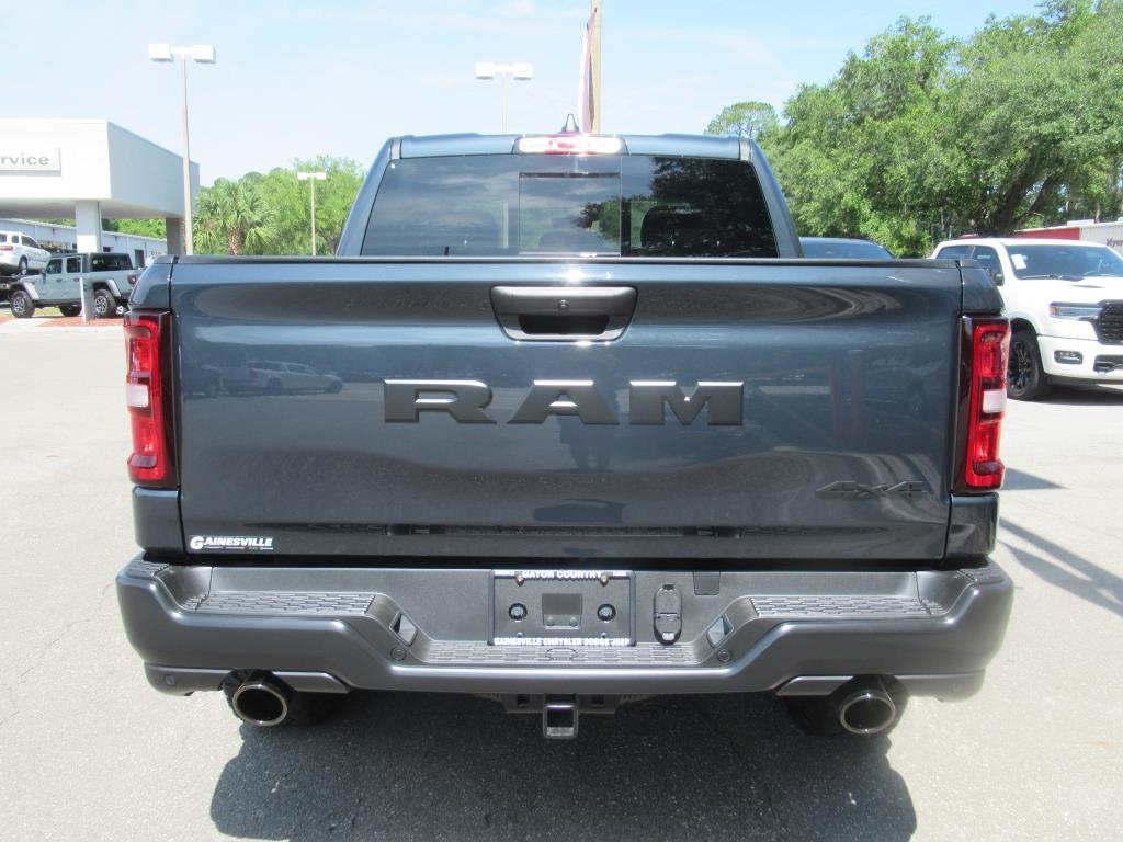 2025 Ram 1500 Warlock photo 4