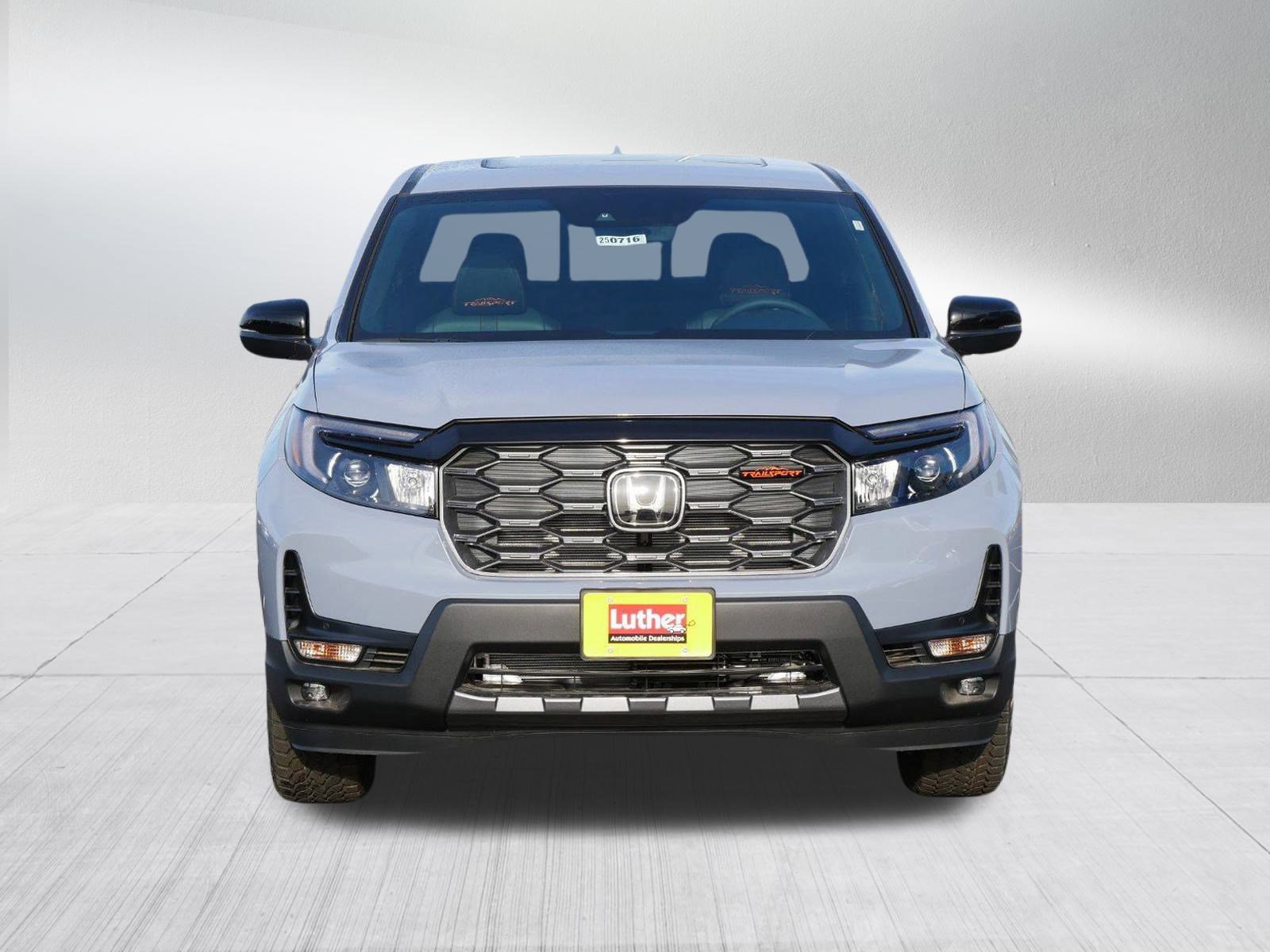 2025 Honda Ridgeline TrailSport photo 2