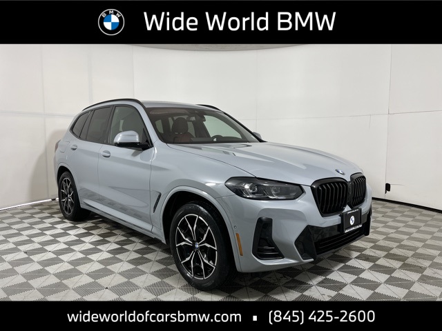 2023 BMW X3 30i's photo