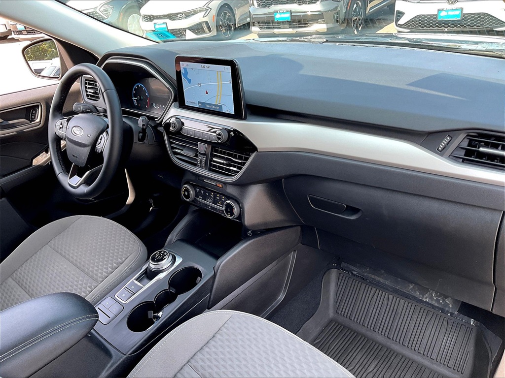 2022 Ford Escape SE photo 13