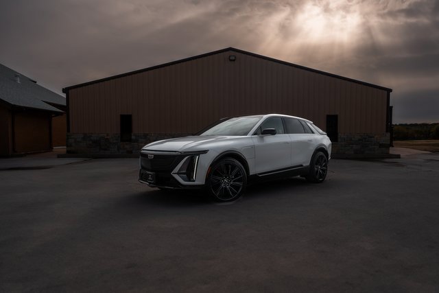2024 Cadillac LYRIQ