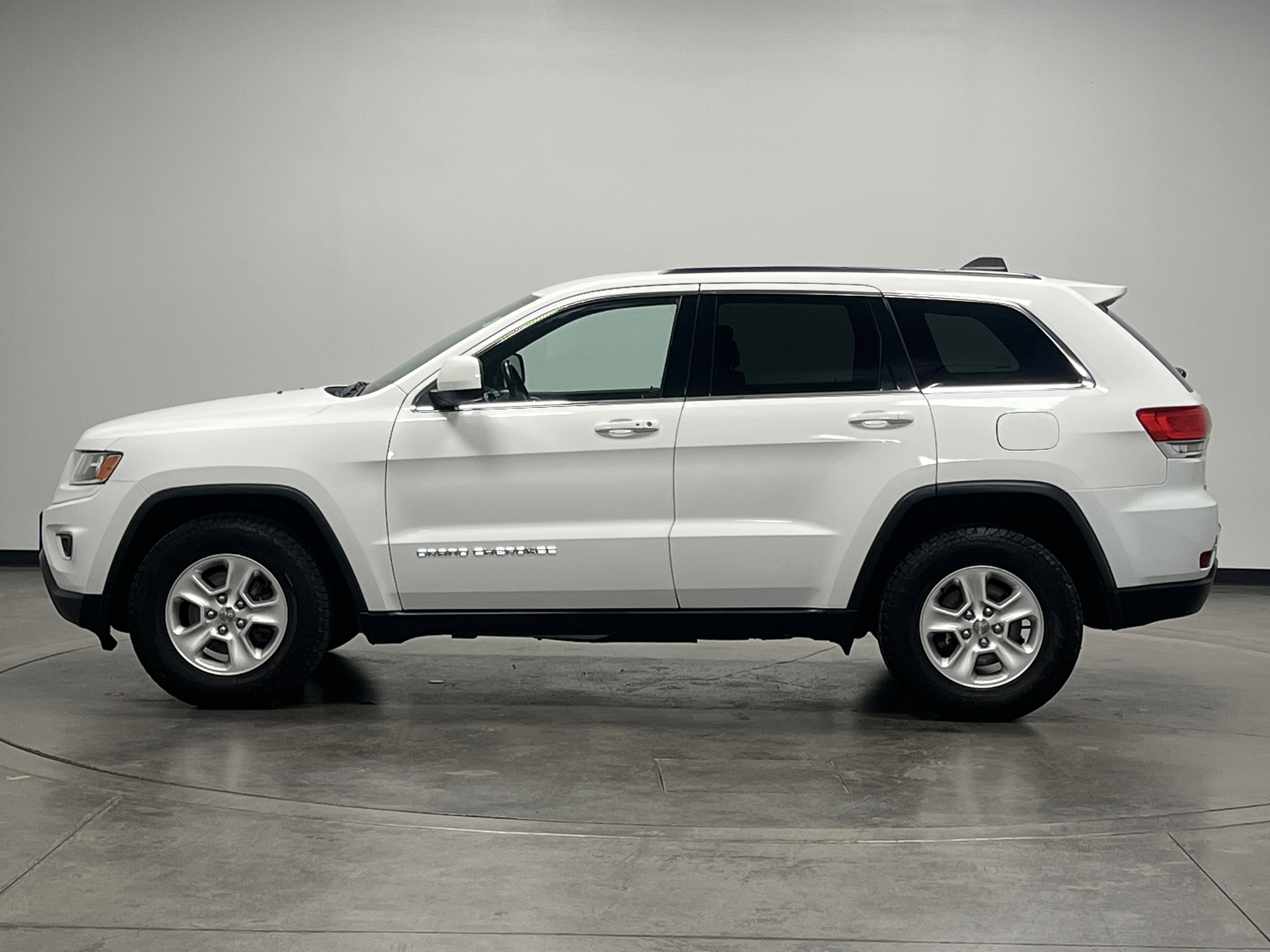 2014 Jeep Grand Cherokee Laredo photo 4