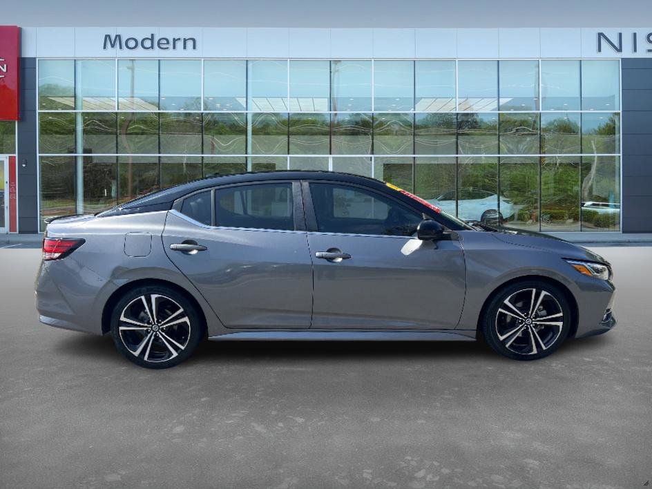 2020 Nissan Sentra SR photo 4