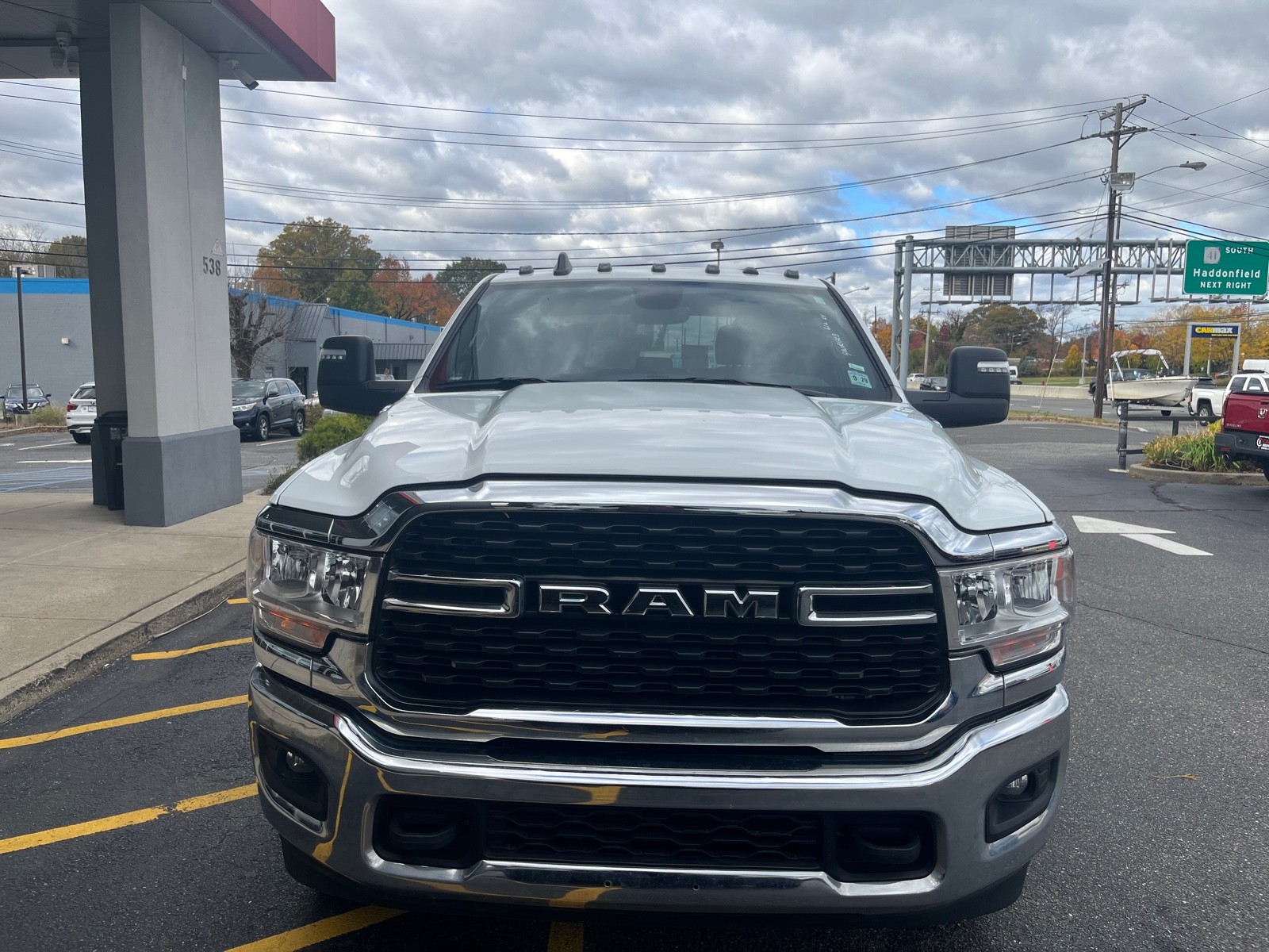 2024 Ram 3500 Big Horn photo 3