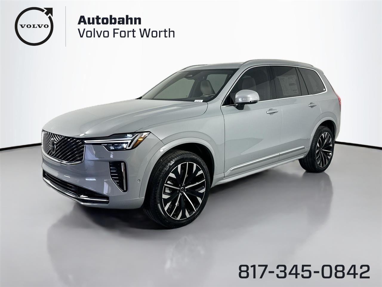 2026 Volvo XC90 Plus's photo