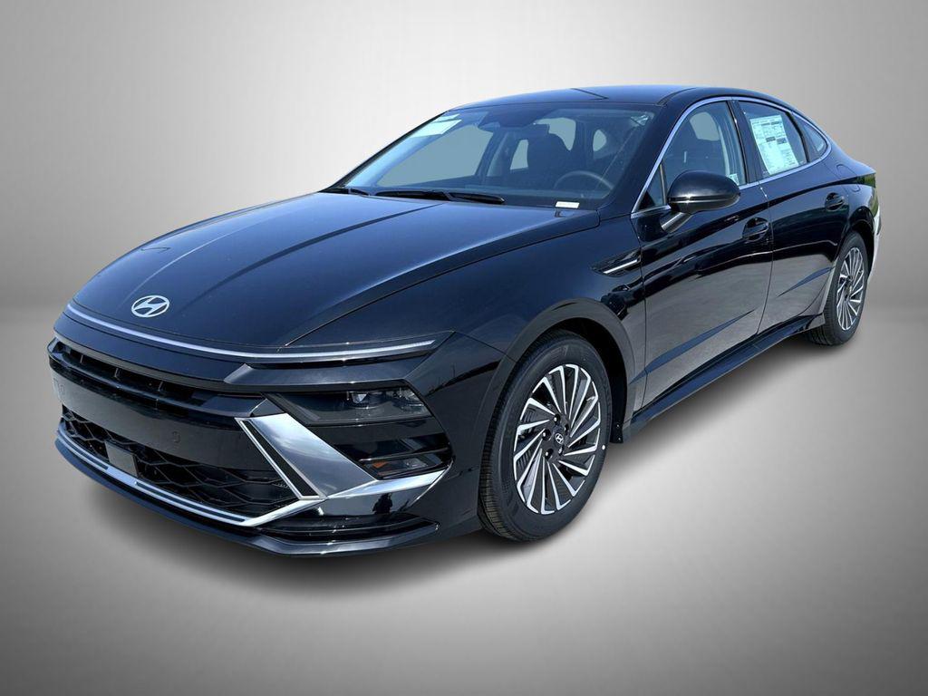 2025 Hyundai Sonata Hybrid SEL's photo