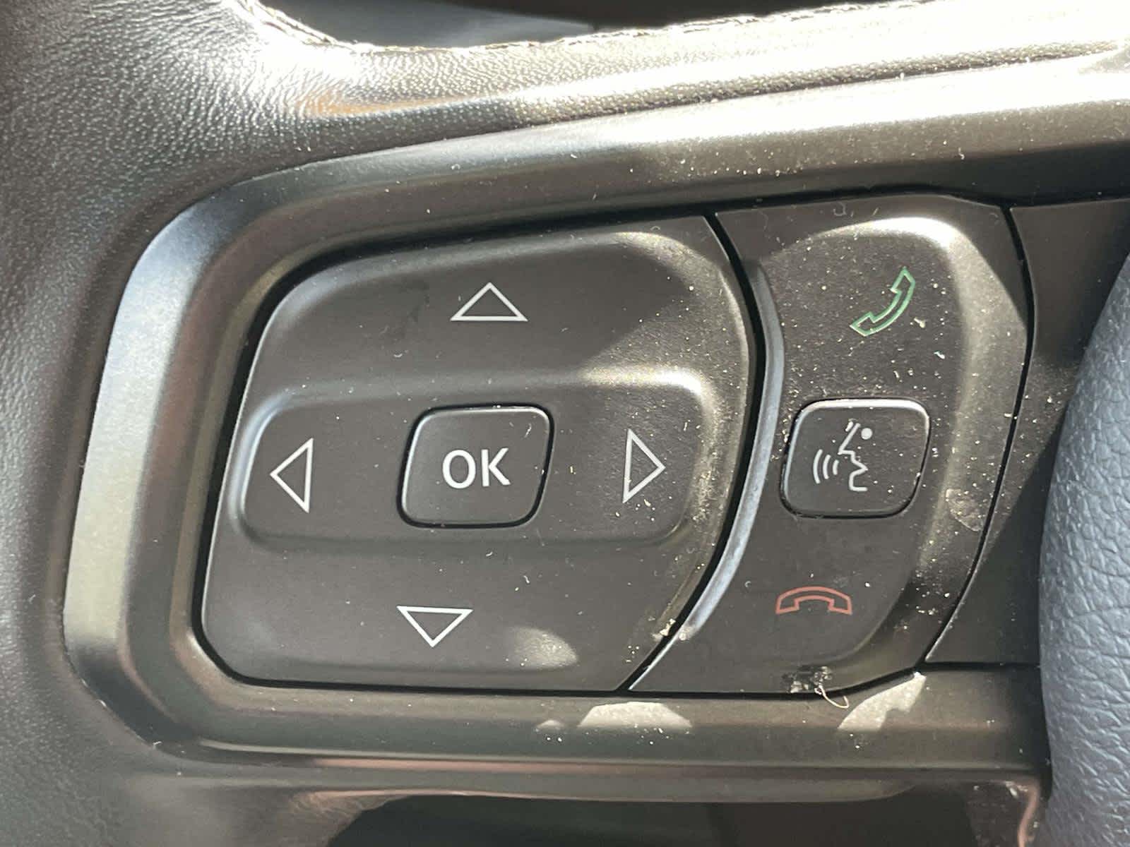2022 Jeep Gladiator Sport S photo 25