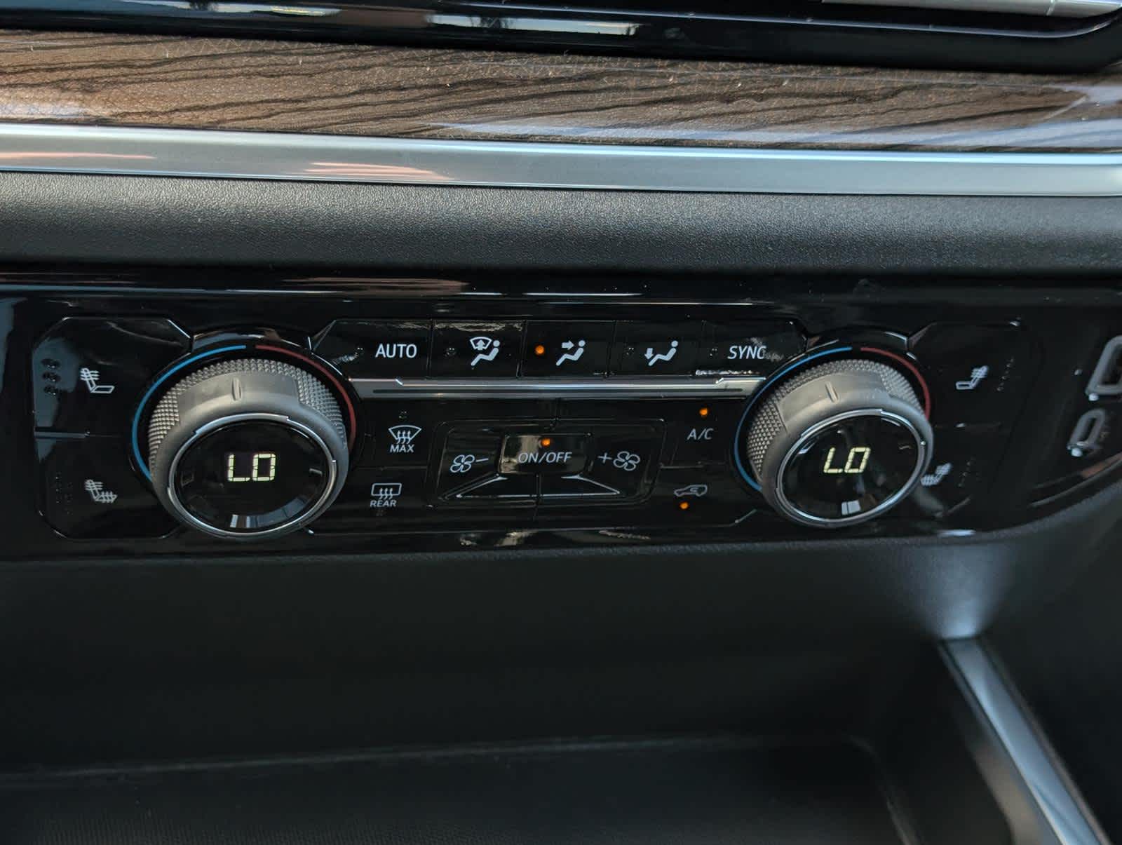 2026 Chevrolet Silverado 1500 LT photo 22