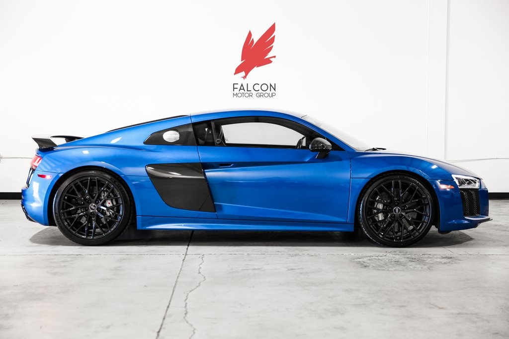 2017 Audi R8 Base's photo