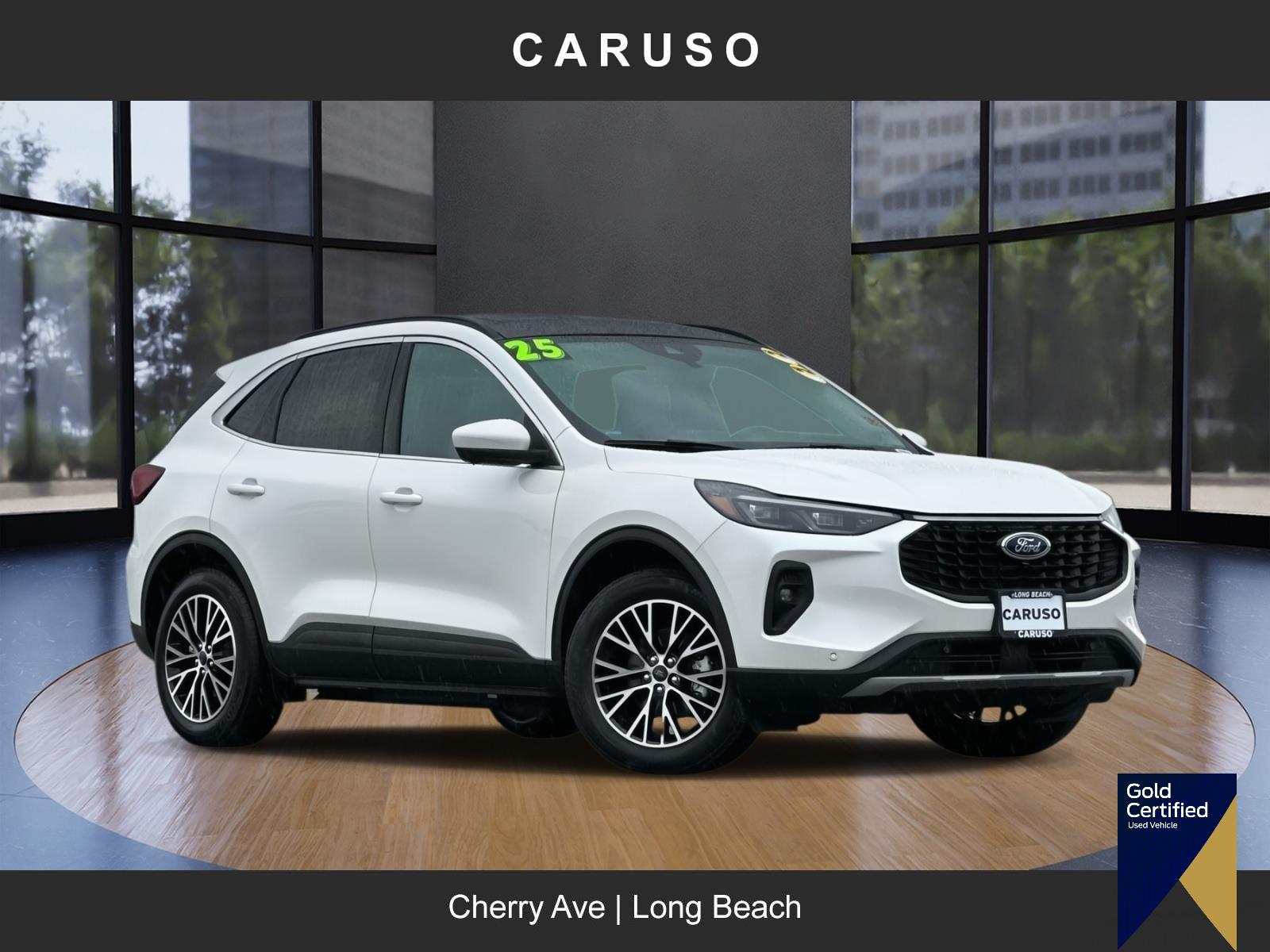 2025 Ford Escape PHEV's photo