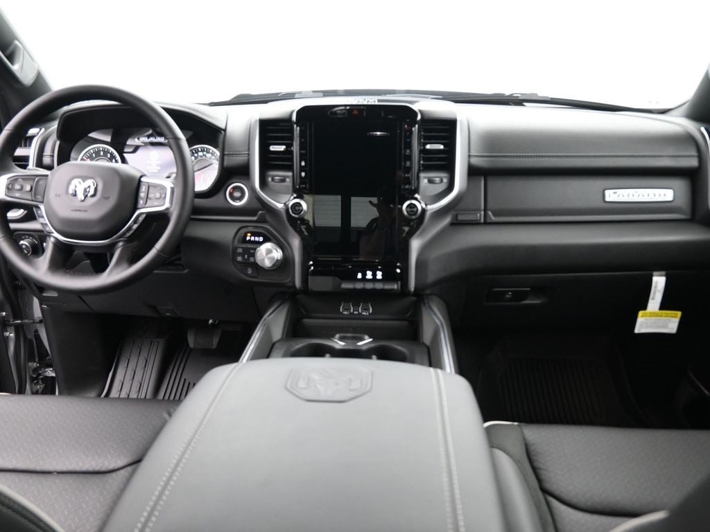 2025 Ram 1500 Laramie photo 24