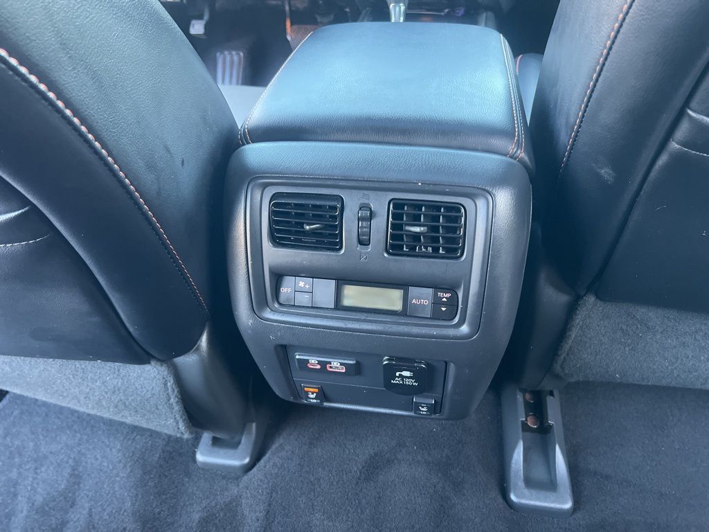 2020 Nissan Pathfinder SL photo 20