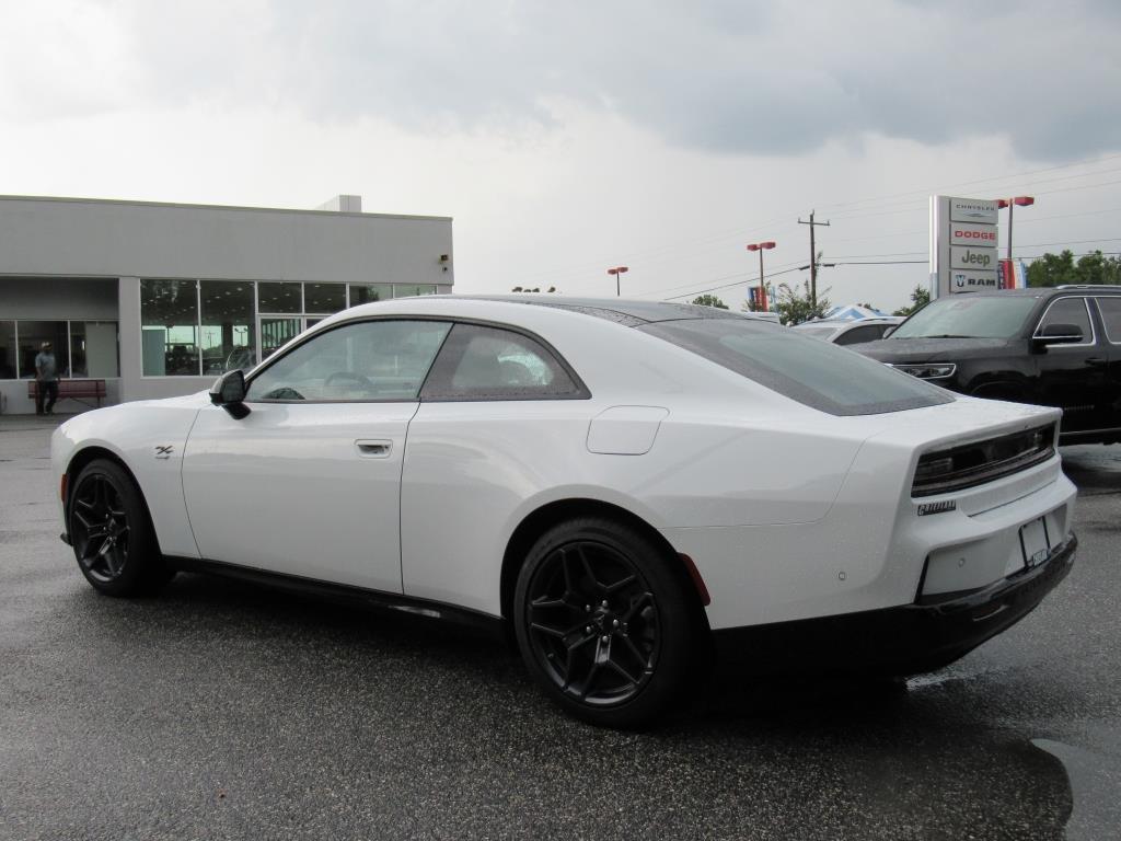 2024 Dodge Charger Daytona R/T photo 4