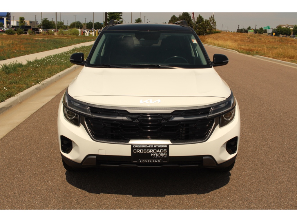 2024 Kia Seltos X-Line photo 8
