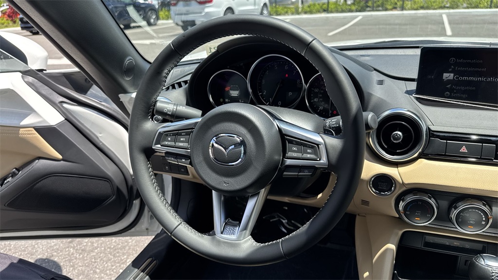 2025 Mazda MX-5 Miata Miata Grand Touring photo 42