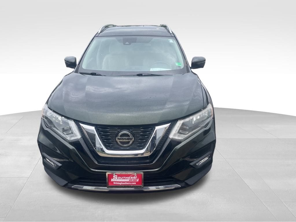 2020 Nissan Rogue SL photo 2