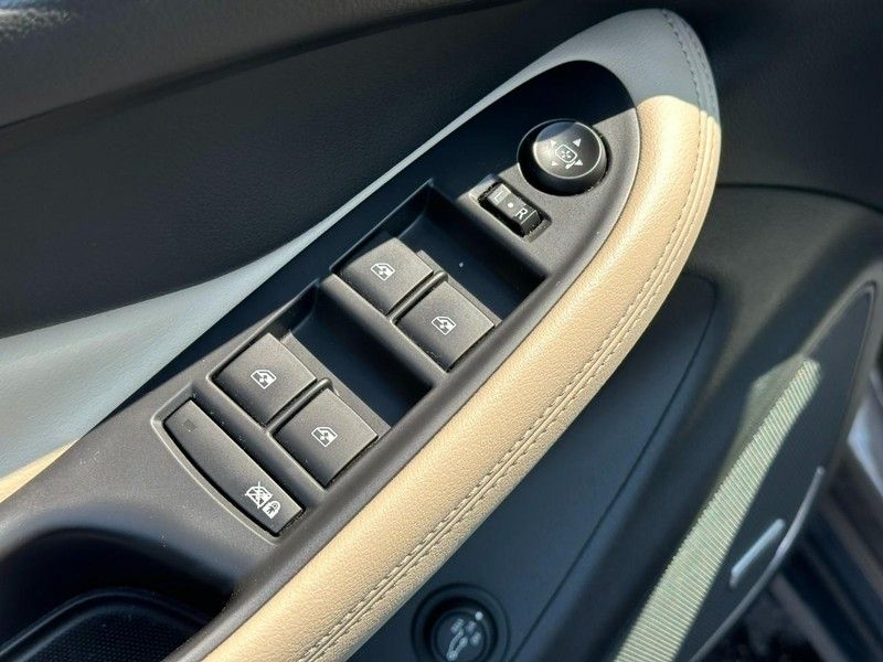 2017 Buick Envision Premium I photo 16