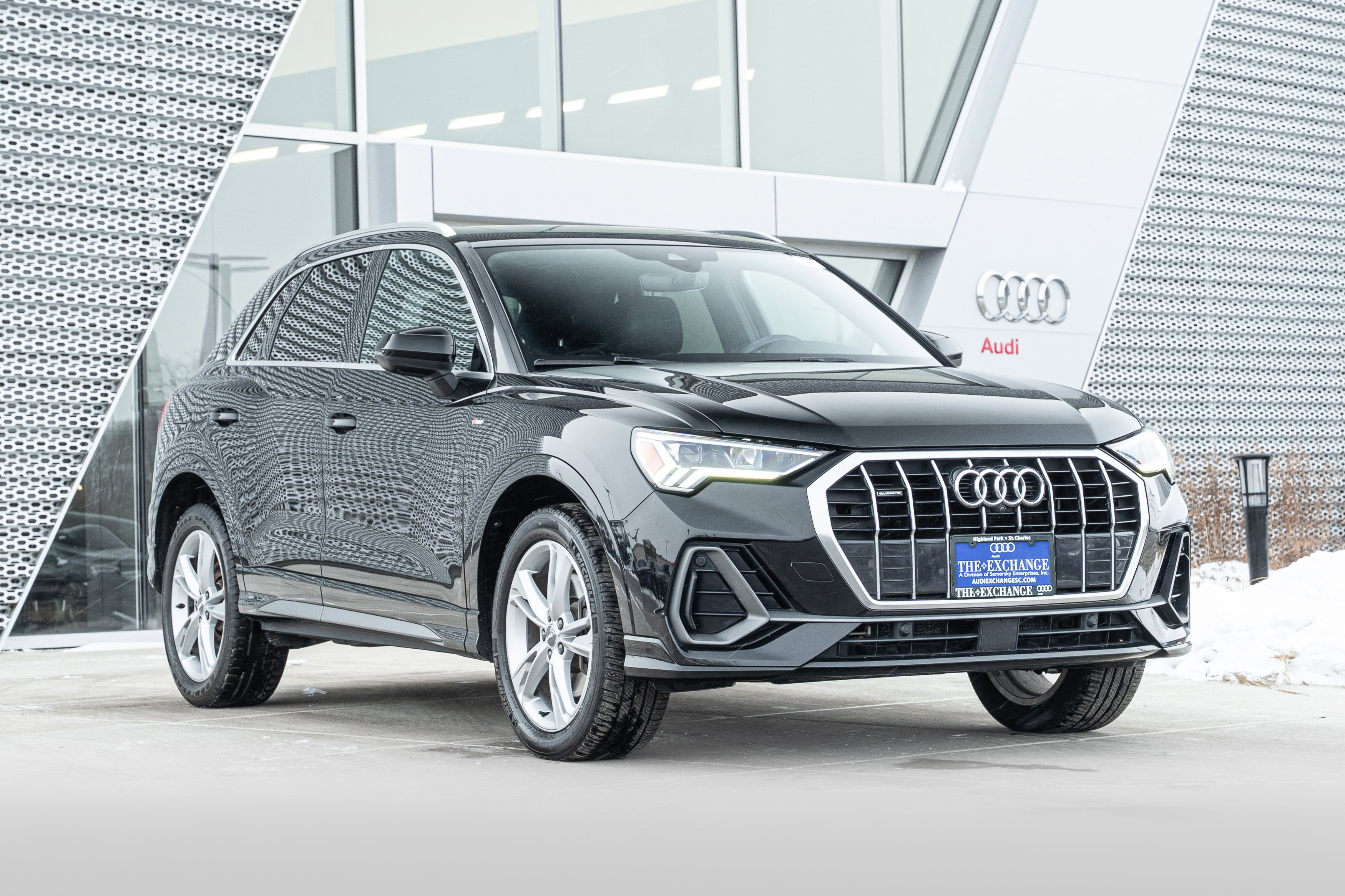 2020 Audi Q3 S Line Prestige's photo