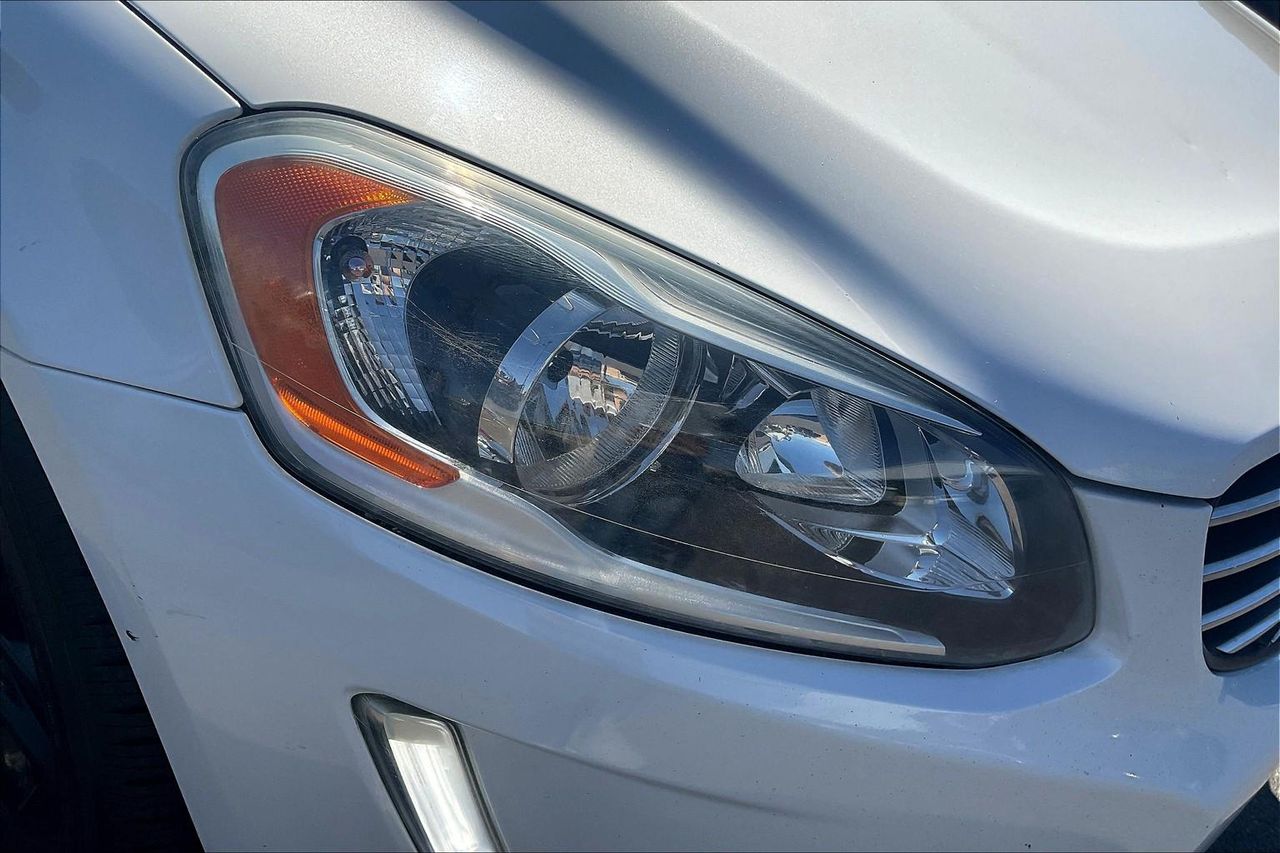 2017 Volvo XC60 T5 photo 22