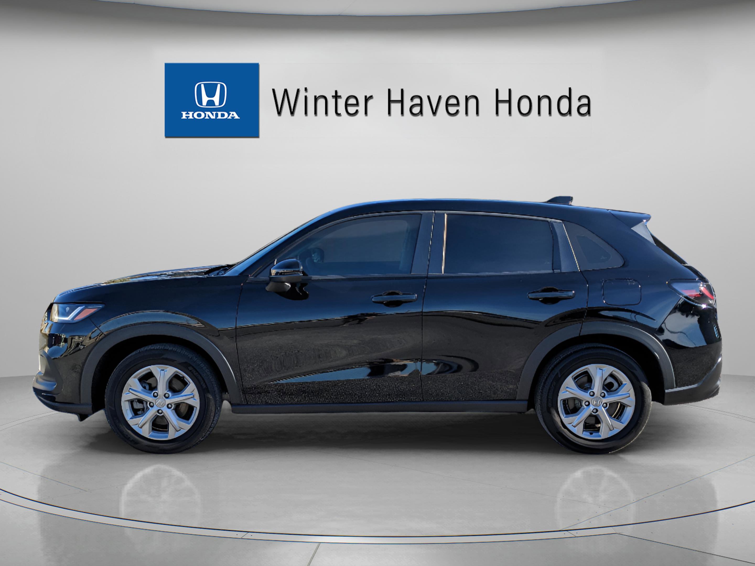 2024 Honda HR-V LX photo 3