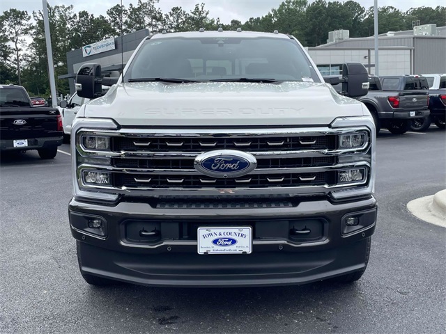 2025 Ford F-250 photo 4