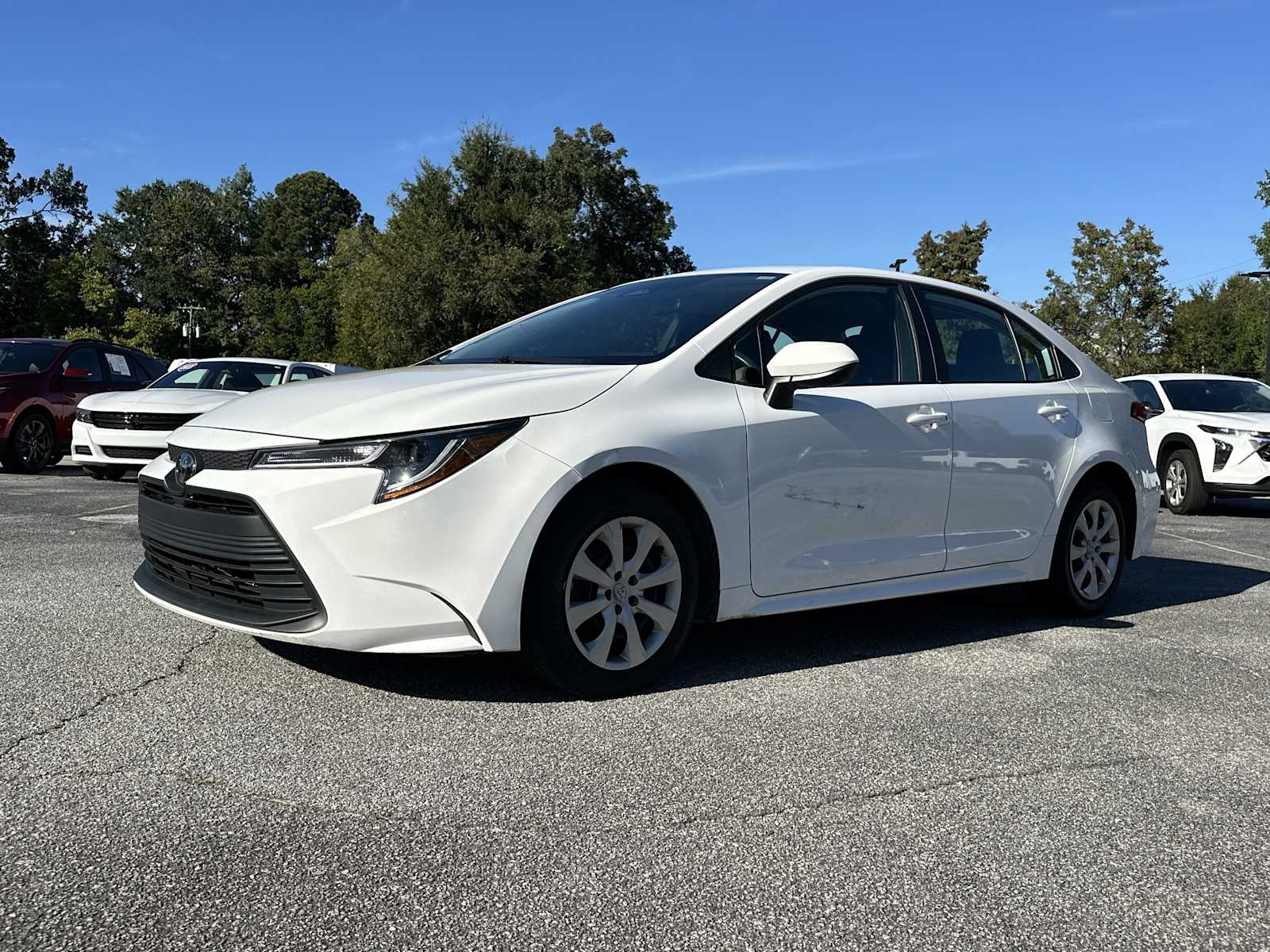2023 Toyota Corolla LE photo 3