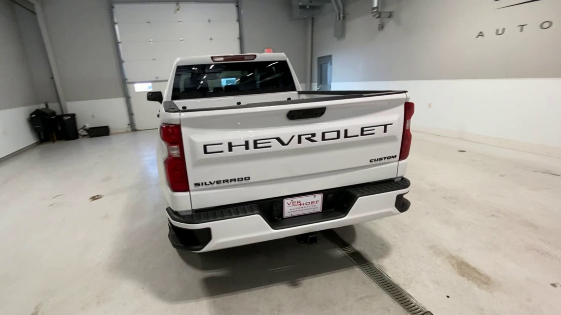 2025 Chevrolet Silverado 1500 Custom photo 7