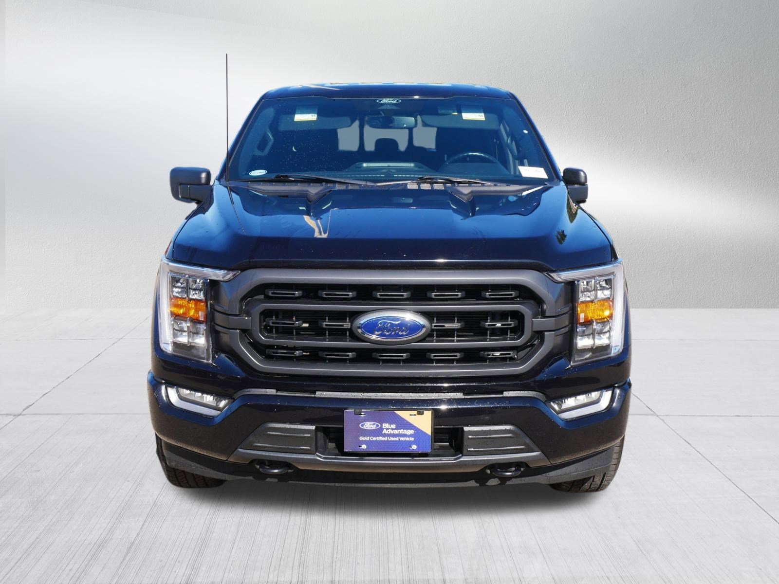 2022 Ford F-150 XLT photo 2