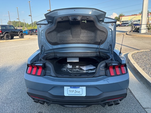 2025 Ford Mustang GT Premium photo 26
