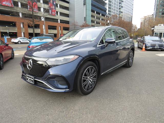 2023 Mercedes-Benz EQS SUV Base