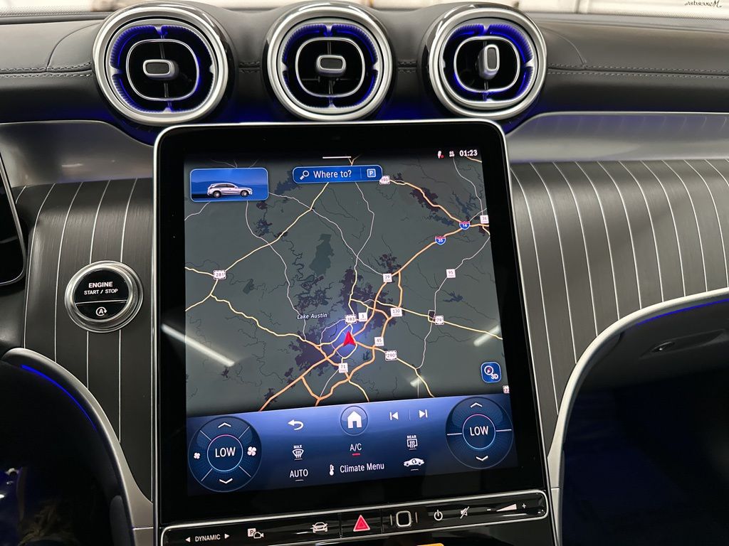 2026 Mercedes Benz GLC 300 photo 12