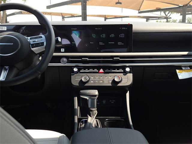 2025 Hyundai Santa Cruz SE photo 11