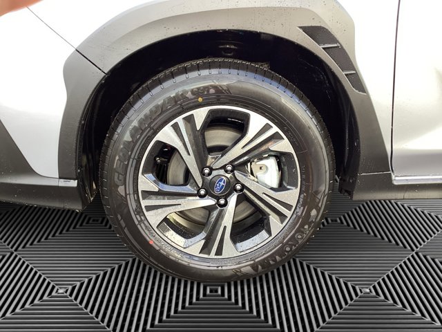 2025 Subaru Crosstrek Premium photo 14