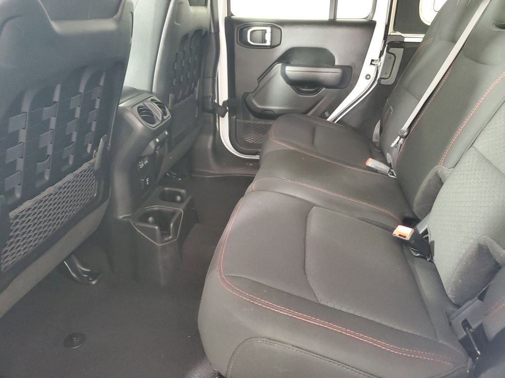 2022 Jeep Wrangler Unlimited Rubicon photo 12