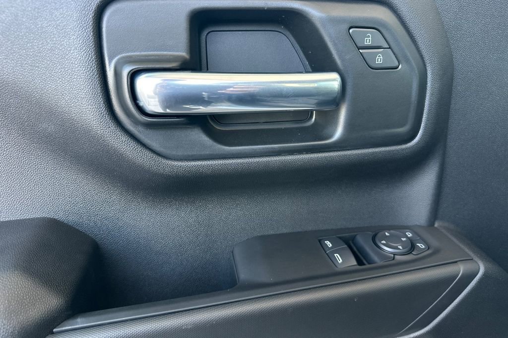 2026 Chevrolet Silverado 1500 photo 11