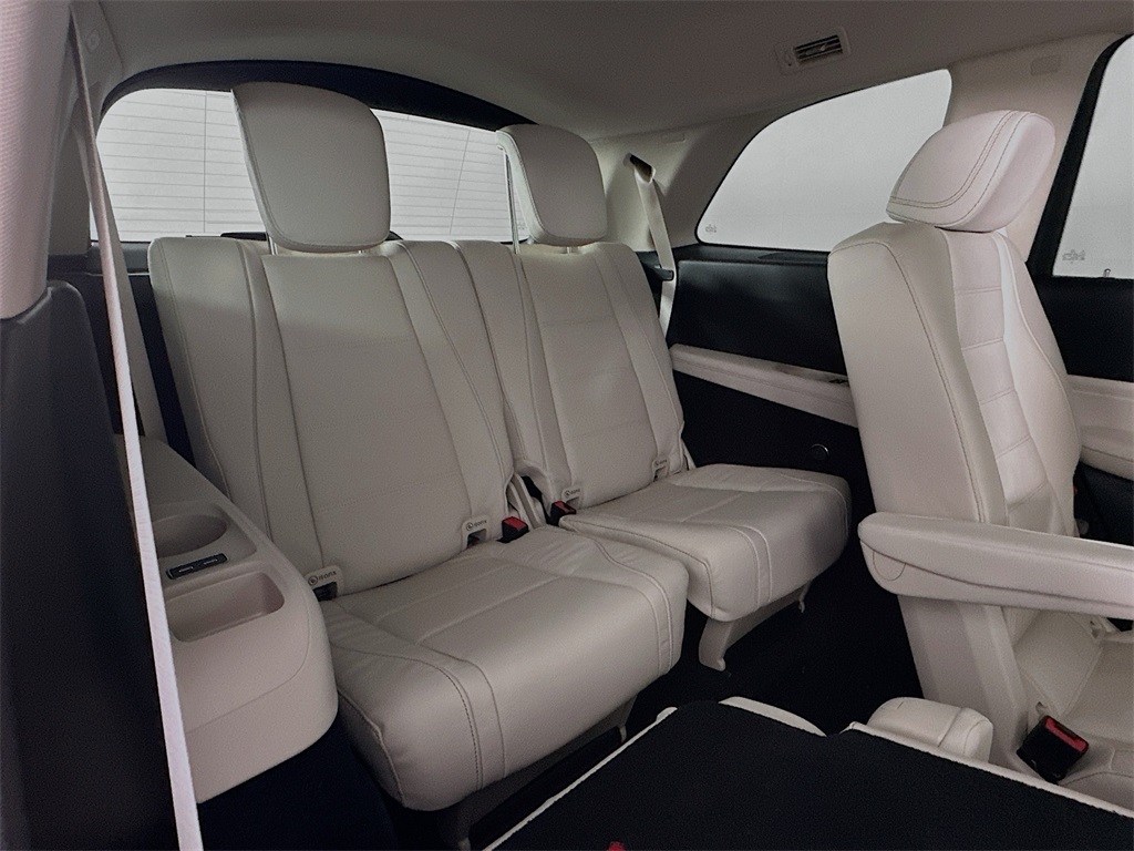 2026 Mercedes Benz GLA 580 4MATIC photo 25