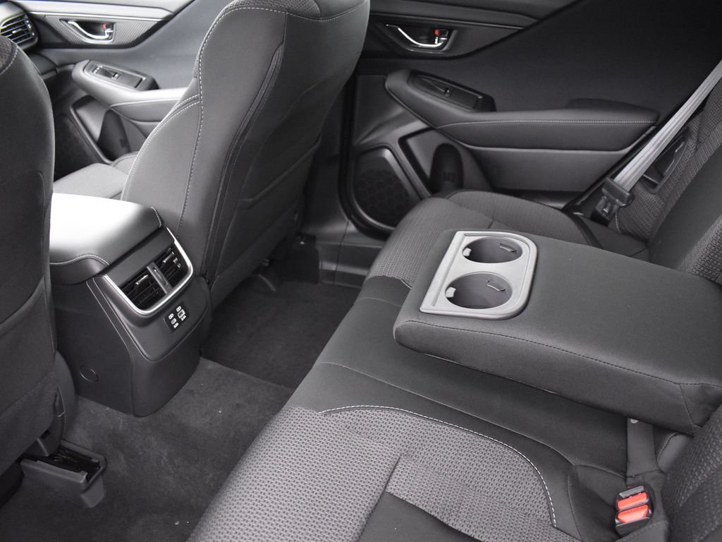 2025 Subaru Outback Premium photo 18