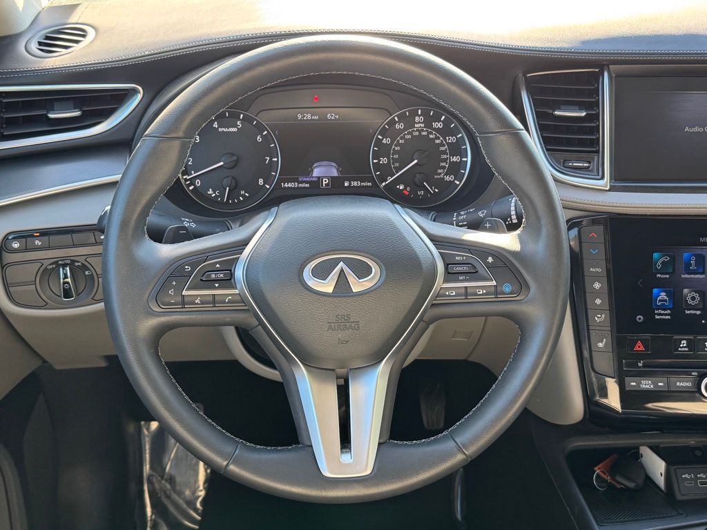 2024 Infiniti QX50 Luxe AWD photo 17