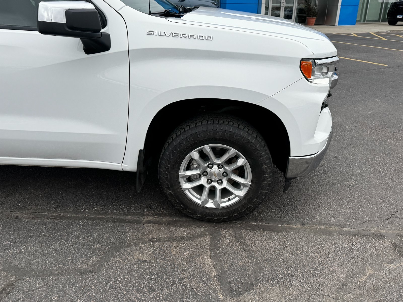 Used 2023 Chevrolet Silverado 1500 LT with VIN 1GCPDDEK4PZ230473 for sale in Luverne, Minnesota