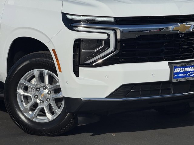 2026 Chevrolet Tahoe LS photo 2