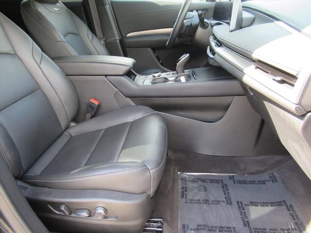 2025 Cadillac XT4 Premium Luxury photo 11