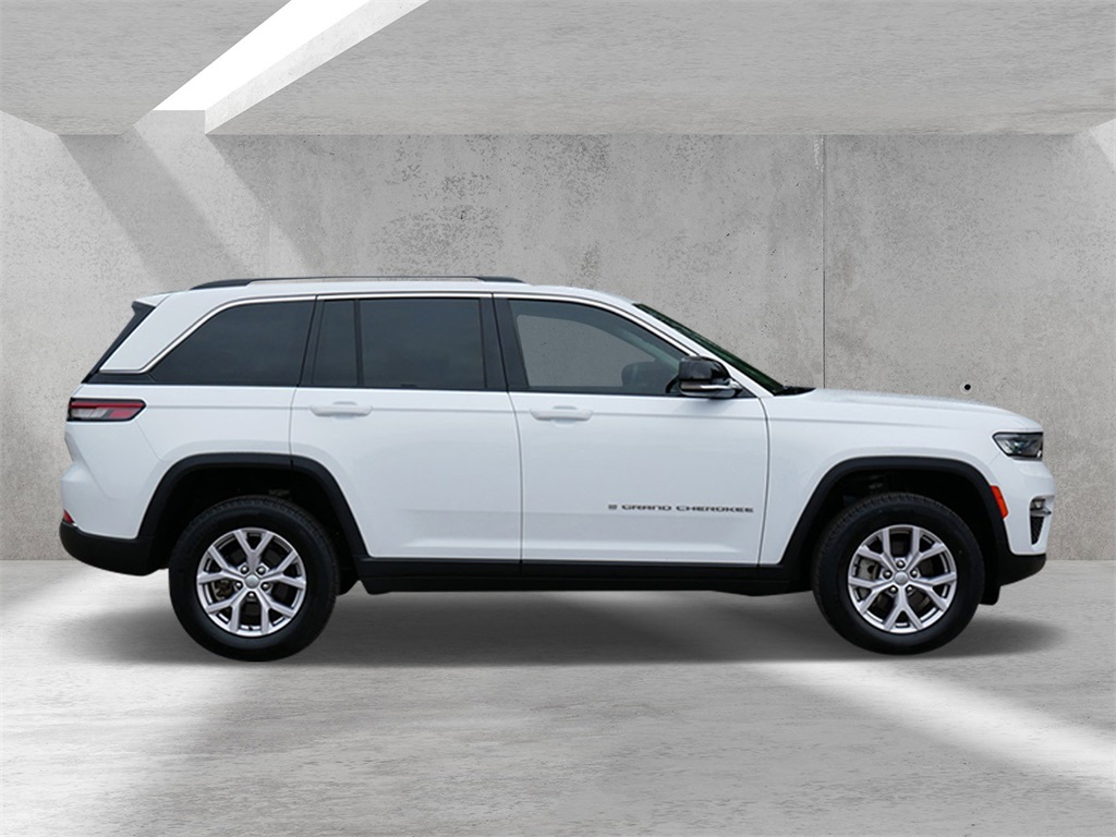 Certified 2022 Jeep Grand Cherokee Limited with VIN 1C4RJHBG0N8518597 for sale in White Bear Lake, Minnesota