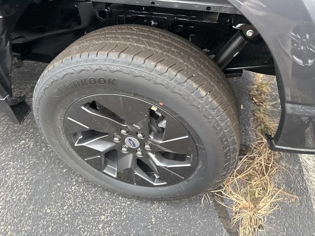 2025 Ford F-150 STX photo 4