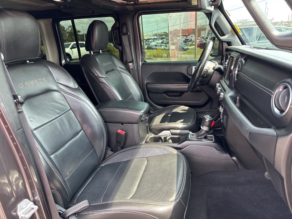 2018 Jeep Wrangler Unlimited Sahara photo 27