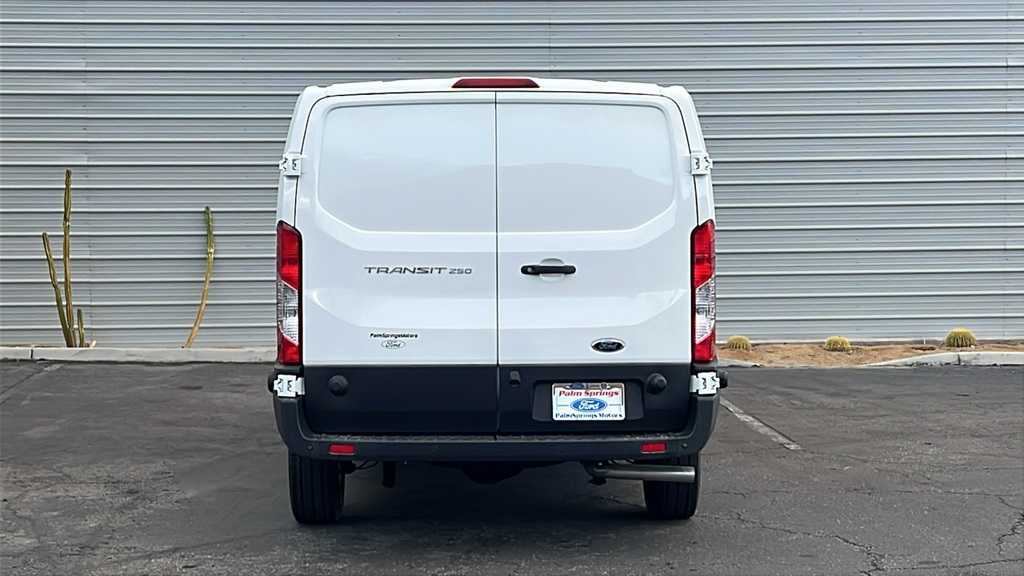 2024 Ford Transit photo 7